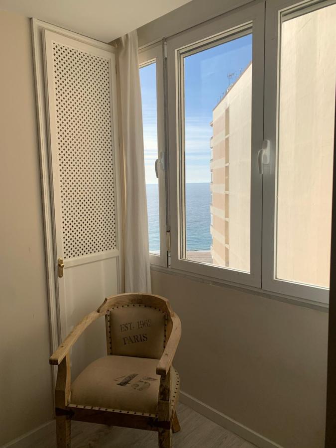 Hidden Gem Playa Helios Con Ascensor & Parking Apartment Кадис Екстериор снимка